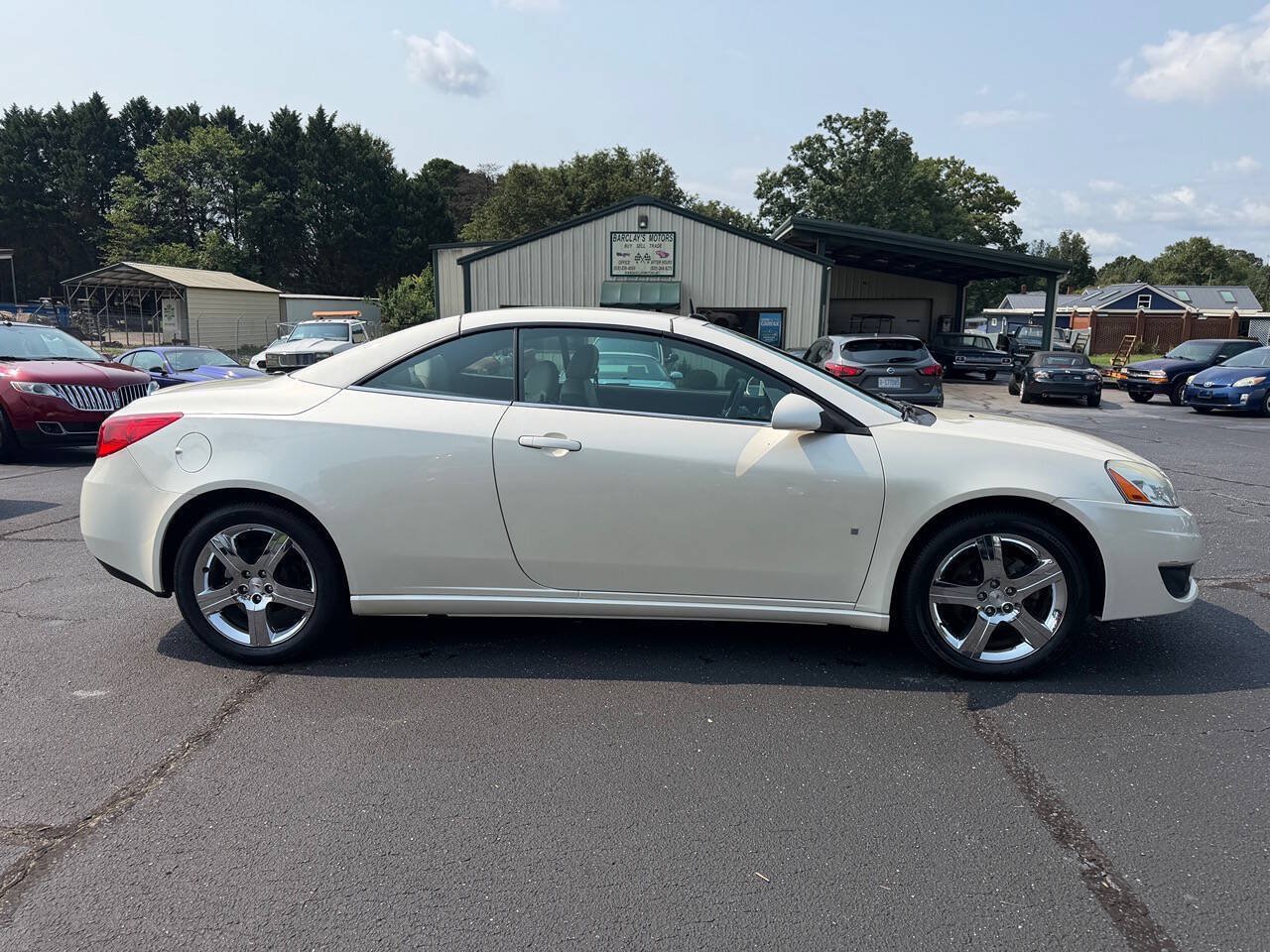 Used 2009 Pontiac G6 GT w/ Sport Package 1 FWD image 5