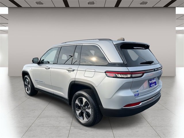 Used 2023 Jeep Grand Cherokee 4WD 4xe image 6