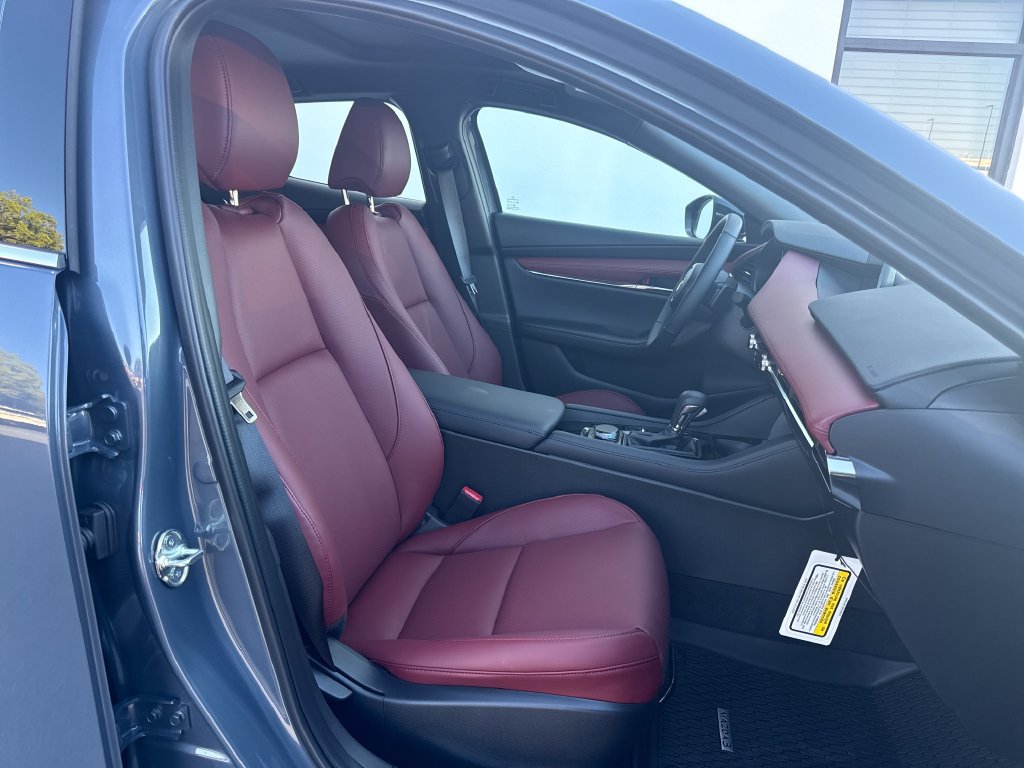 New 2026 MAZDA MAZDA3 Hatchback w/Premium Plus Pkg AWD/4WD image 11