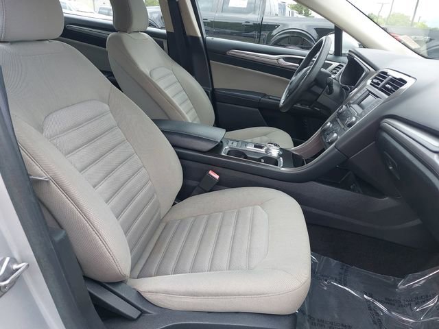 Used 2018 Ford Fusion S FWD image 10