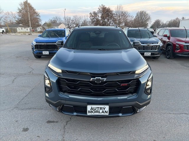 New 2026 Chevrolet Equinox RS w/ LPO, Floor Liner Package image 9