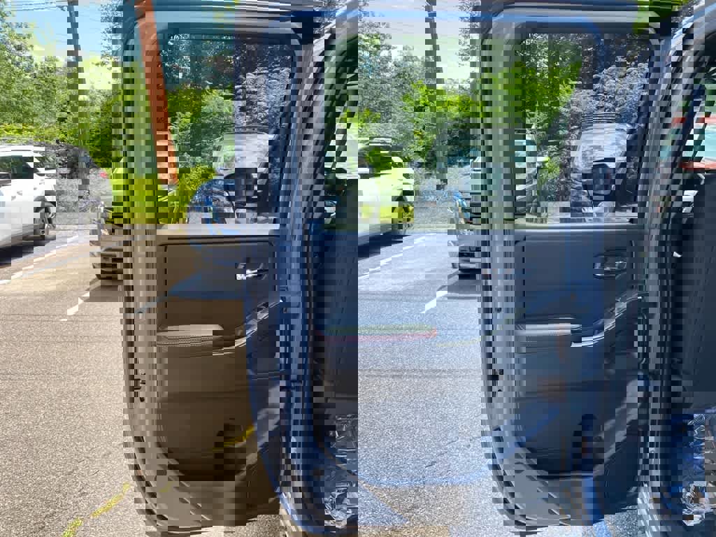 New 2025 Nissan Frontier PRO-4X image 19