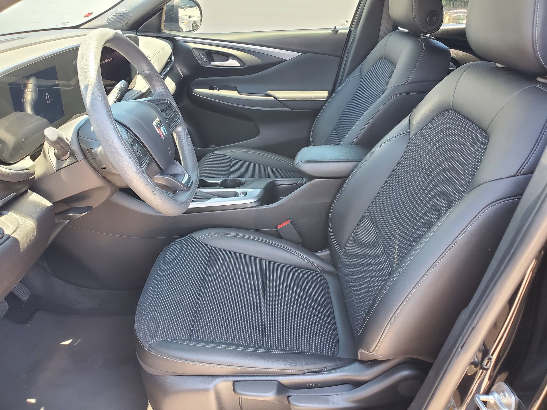 Used 2024 Buick Envista Preferred FWD image 20