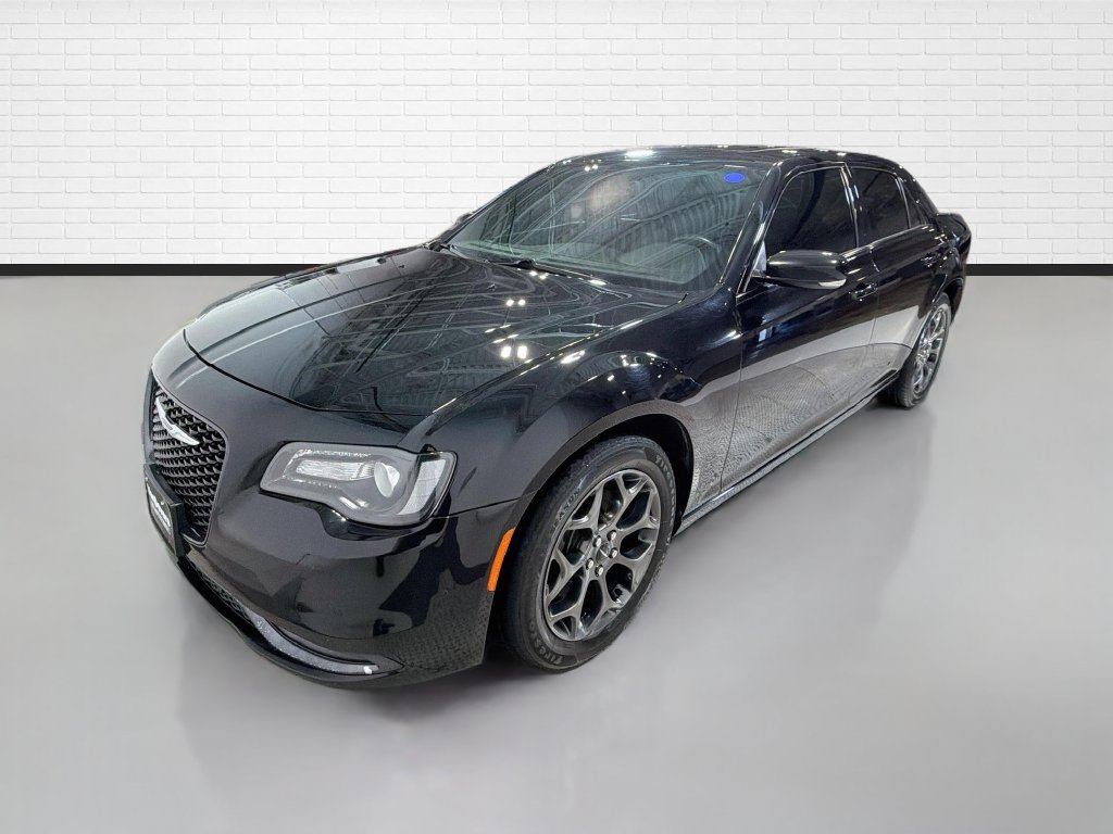 Used 2018 Chrysler 300 S w/ 300S Premium Group AWD/4WD image 3