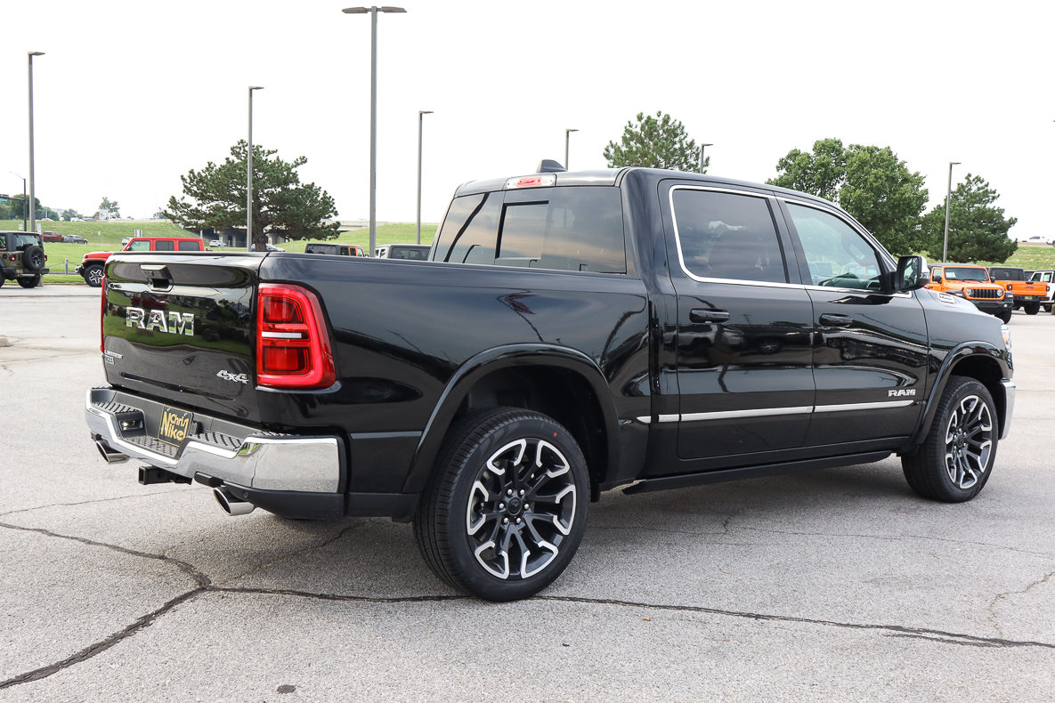 Used 2026 RAM 1500 Limited AWD/4WD image 4