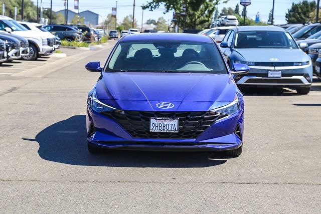 Certified 2023 Hyundai Elantra SE FWD image 7