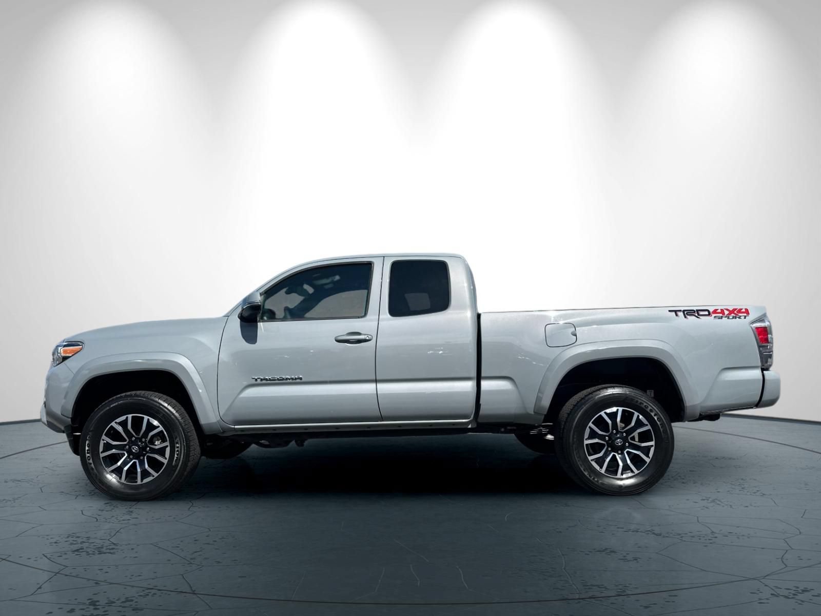 Used 2021 Toyota Tacoma TRD Sport AWD/4WD image 7