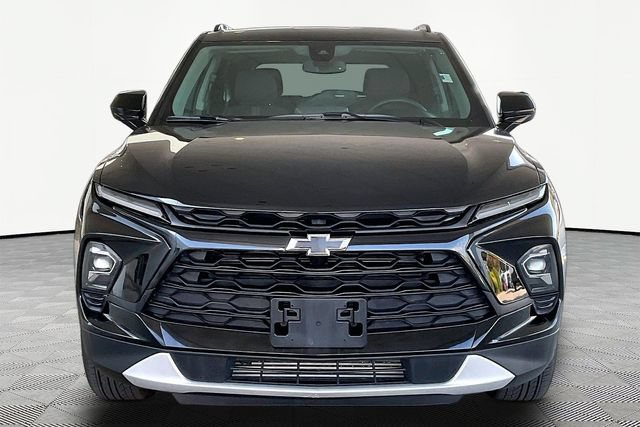 Used 2023 Chevrolet Blazer LT w/ Convenience Package FWD image 2