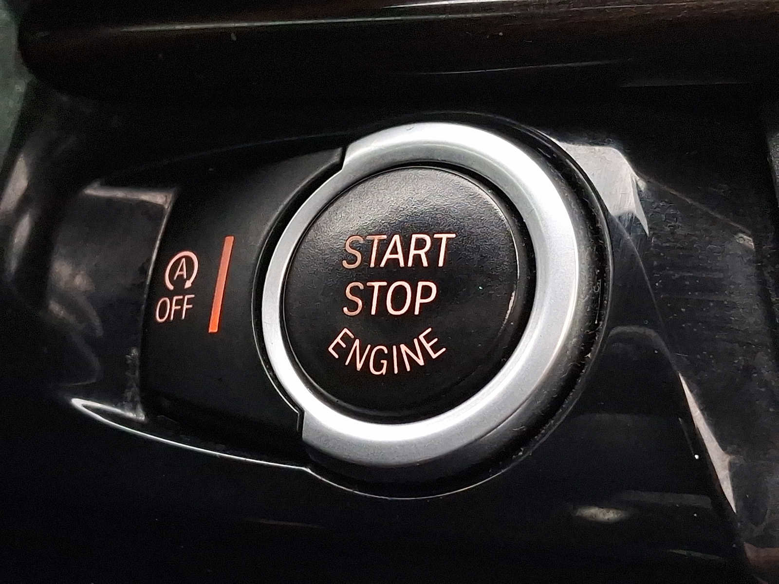 Used 2017 BMW X6 xDrive35i w/ M Sport Package image 20