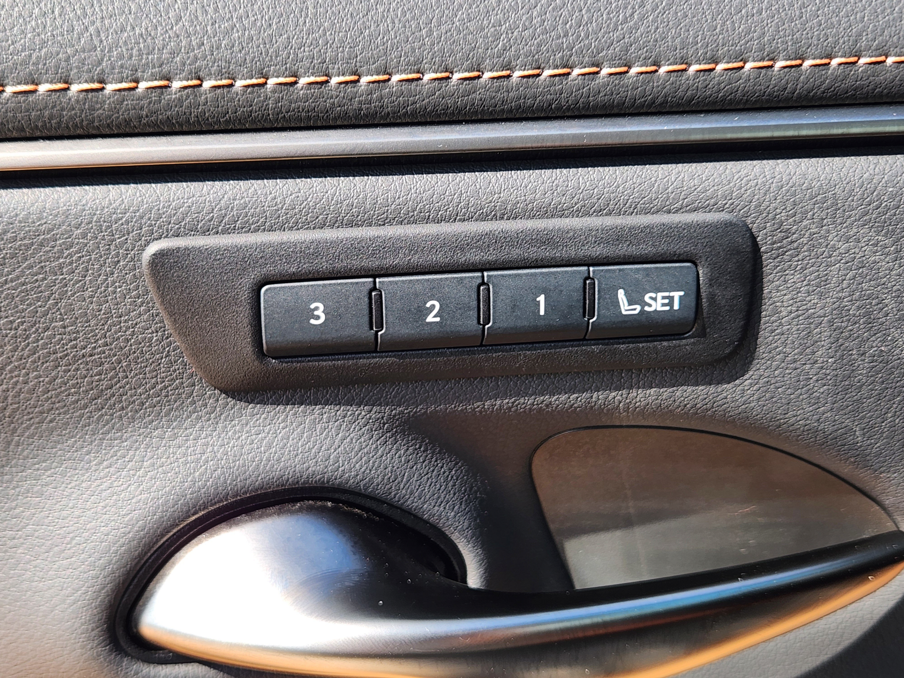 Certified 2022 Lexus ES 350 w/ Premium Package FWD image 21