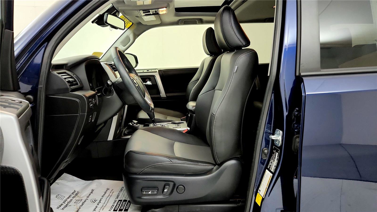 Used 2020 Toyota 4Runner SR5 Premium image 24