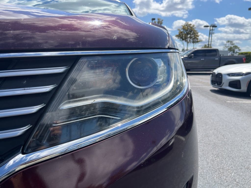 Used 2018 Lincoln MKX Select w/ Select Plus Package FWD image 17