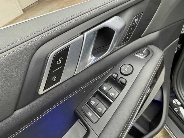 Certified 2024 BMW X5 xDrive40i w/ Premium Package image 11