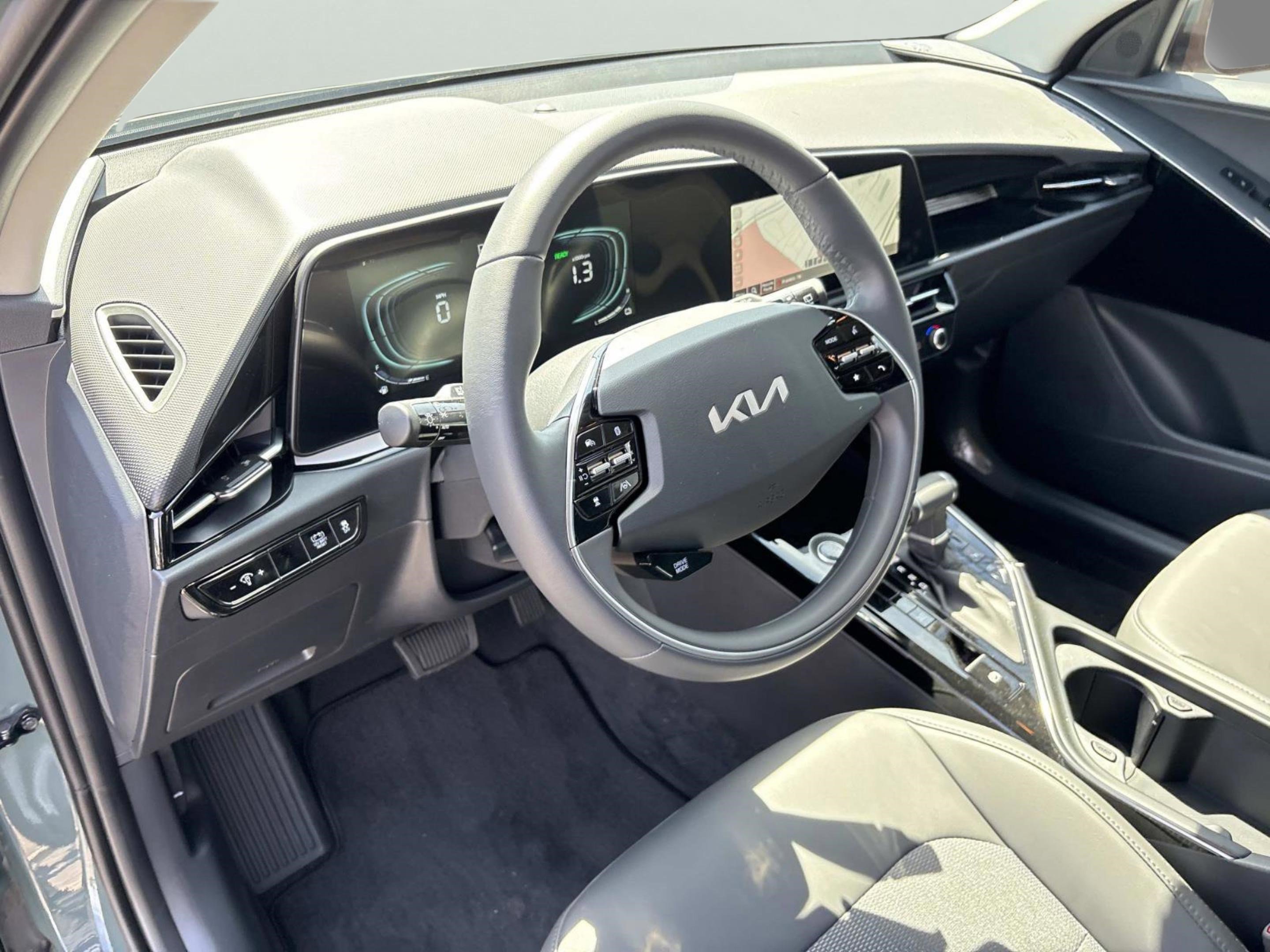 New 2026 Kia Niro EX image 23