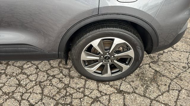 Certified 2023 Ford Escape Platinum image 27