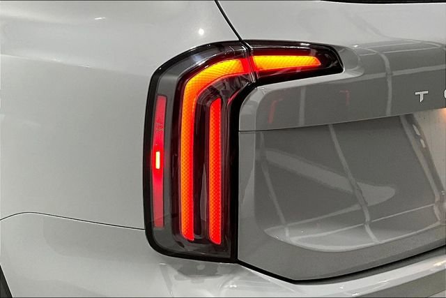 Used 2023 Kia Telluride EX image 41