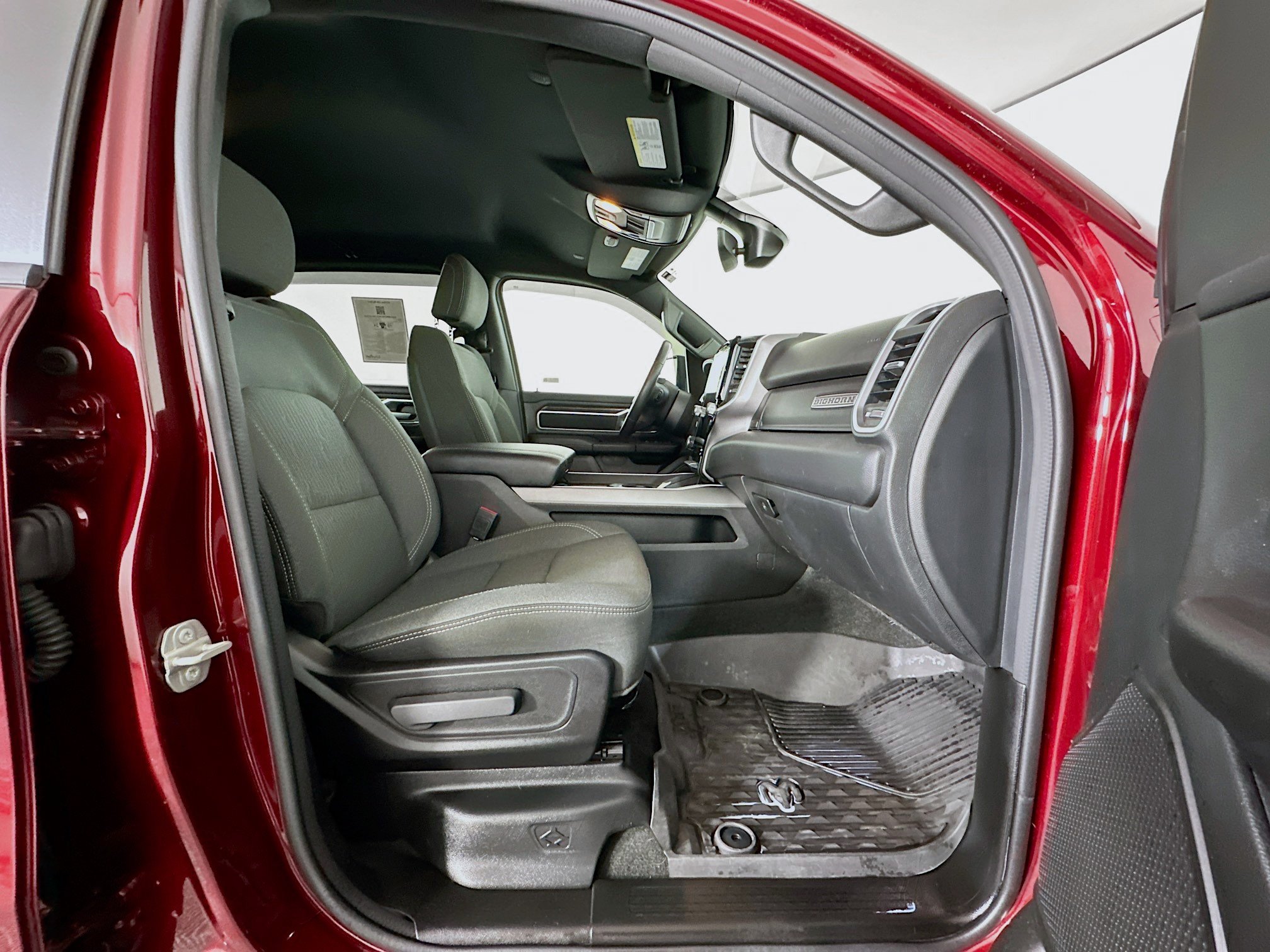 Used 2023 RAM 1500 Big Horn AWD/4WD image 30
