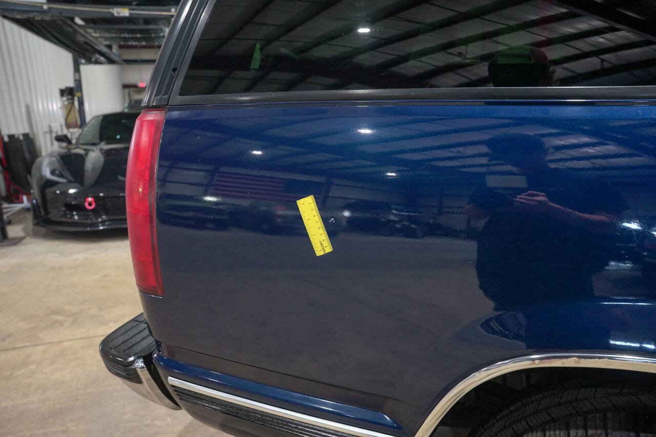 Used 1997 GMC Yukon 4WD 4-Door w/ Marketing Opt Pkg 5 image 36