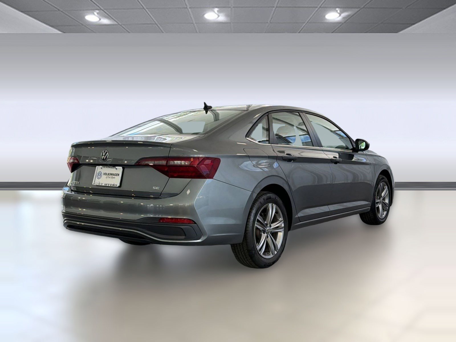 Used 2023 Volkswagen Jetta SE image 9
