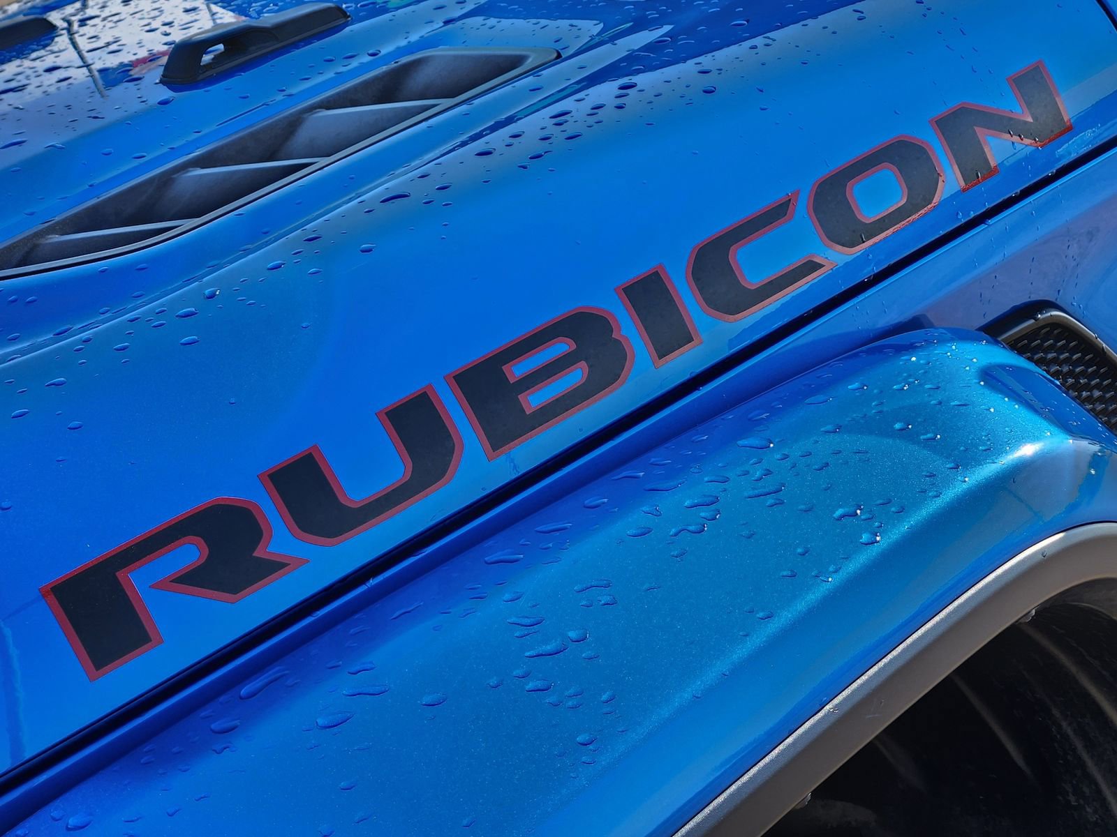 Used 2020 Jeep Gladiator Rubicon AWD/4WD image 11
