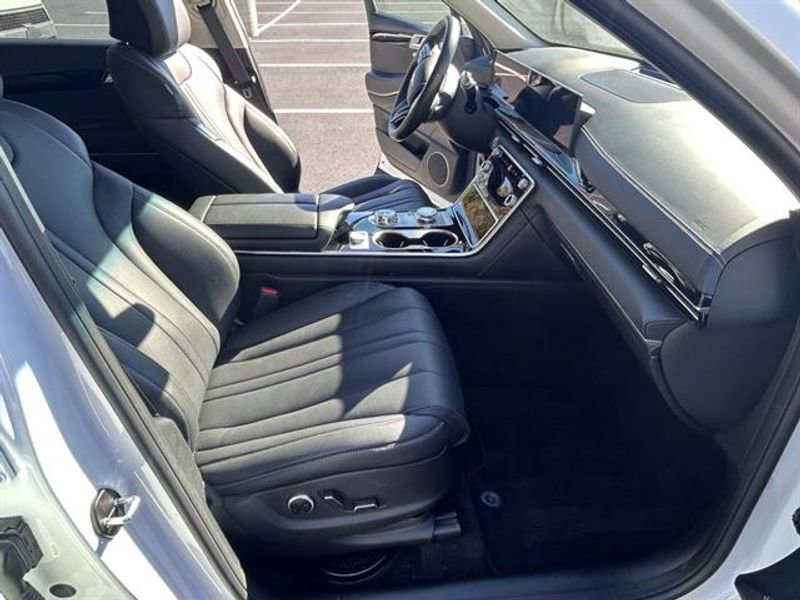 Used 2025 Genesis GV80 2.5T Standard image 23