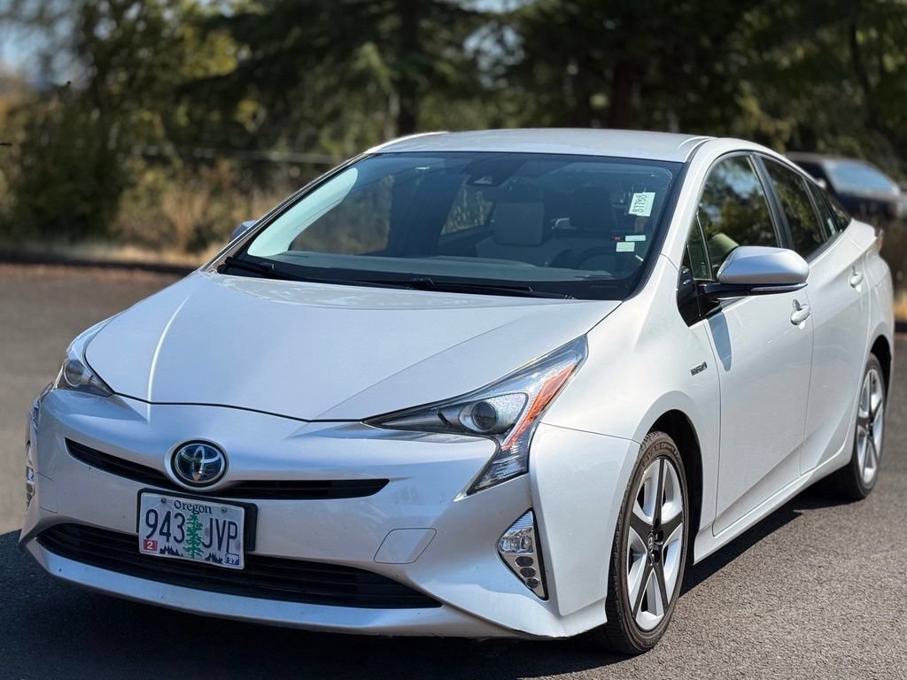 Used 2017 Toyota Prius Three Touring w/ Carpet Mat Package FWD image 1