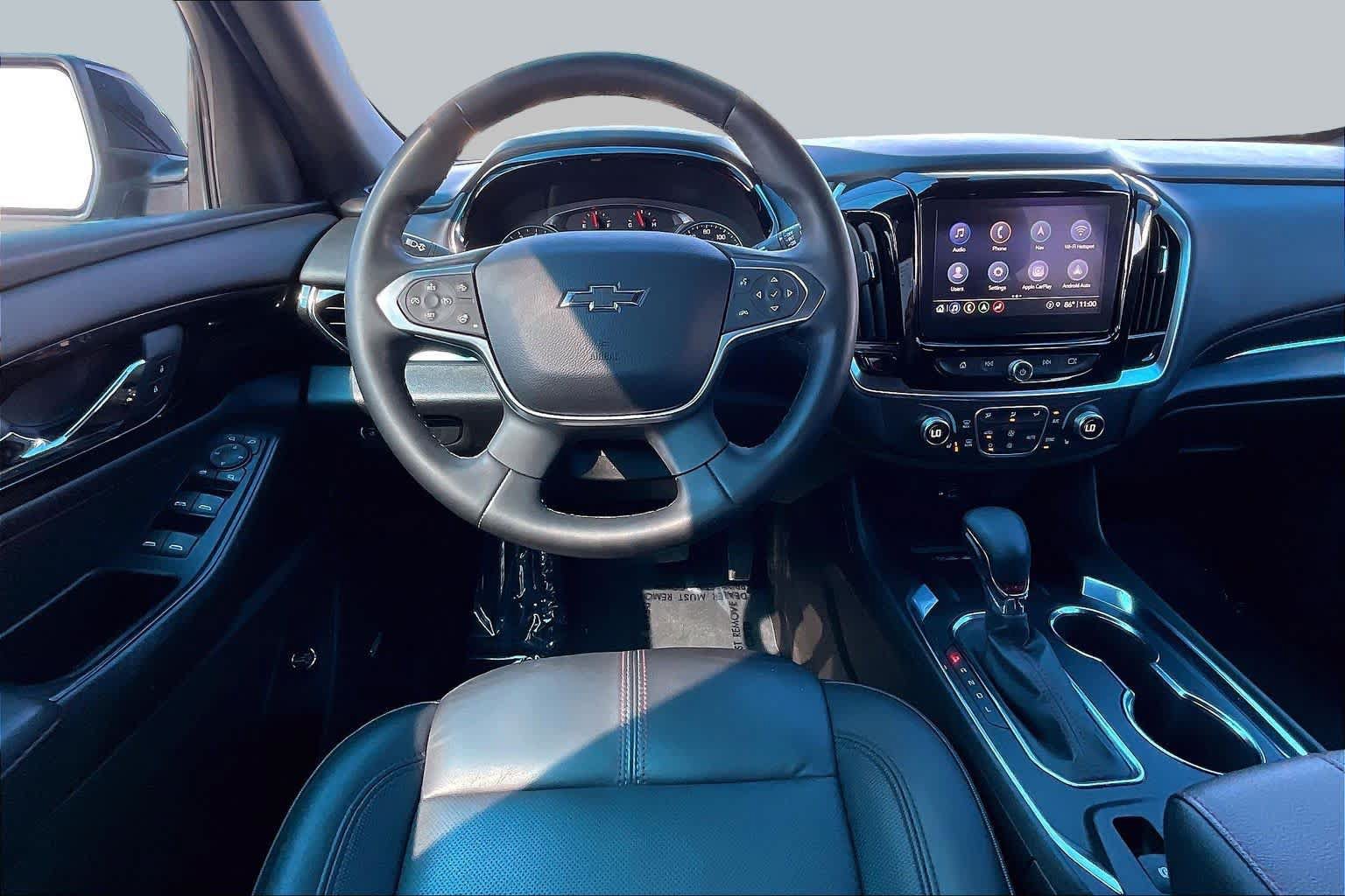 Used 2023 Chevrolet Traverse RS w/ LPO, Floor Liner Package FWD image 6