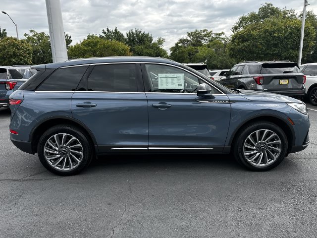 Certified 2023 Lincoln Corsair Reserve w/ Equipment Group 201A AWD/4WD image 4