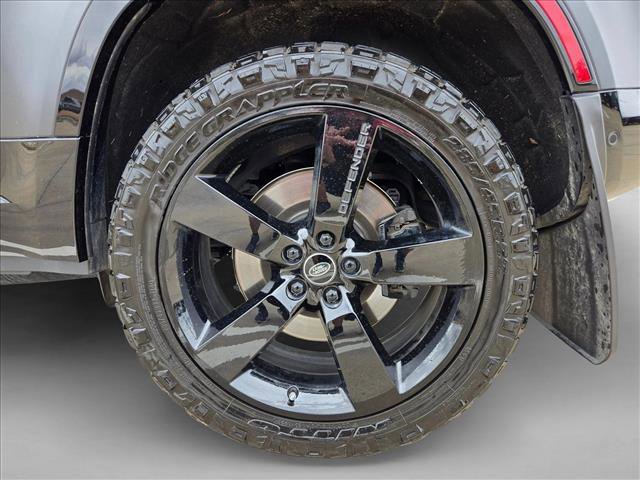 Certified 2023 Land Rover Defender 110 V8 image 23