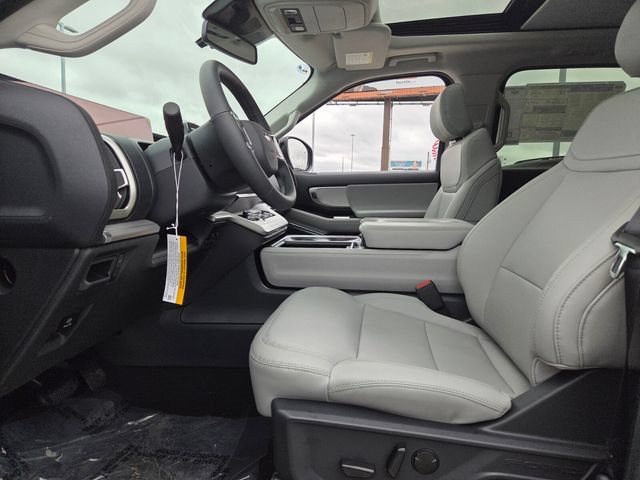 New 2026 Ford Expedition Max Active RWD image 4
