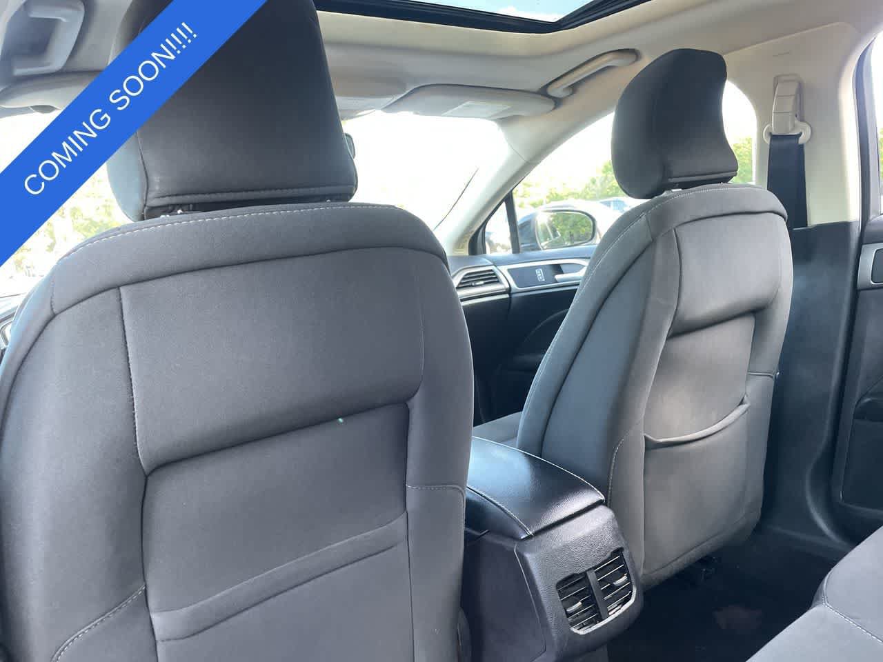 Used 2019 Ford Fusion SE AWD/4WD image 19