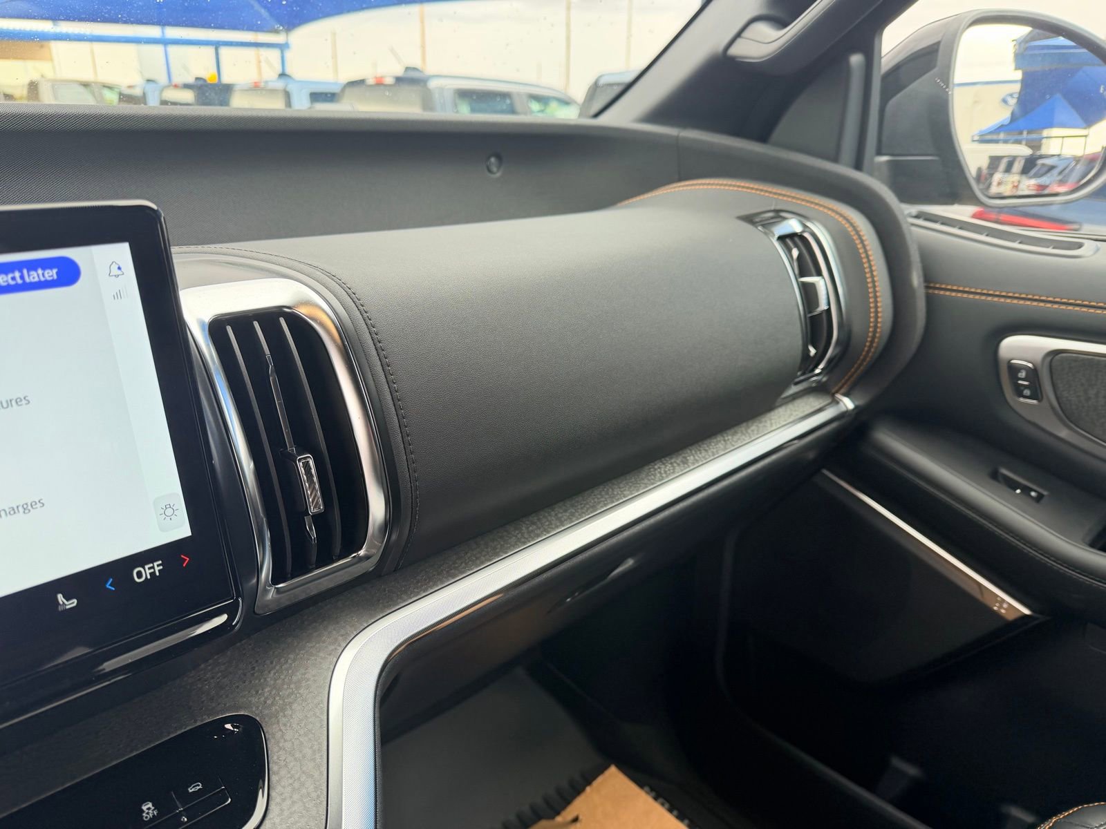 New 2026 Ford Expedition Tremor image 17