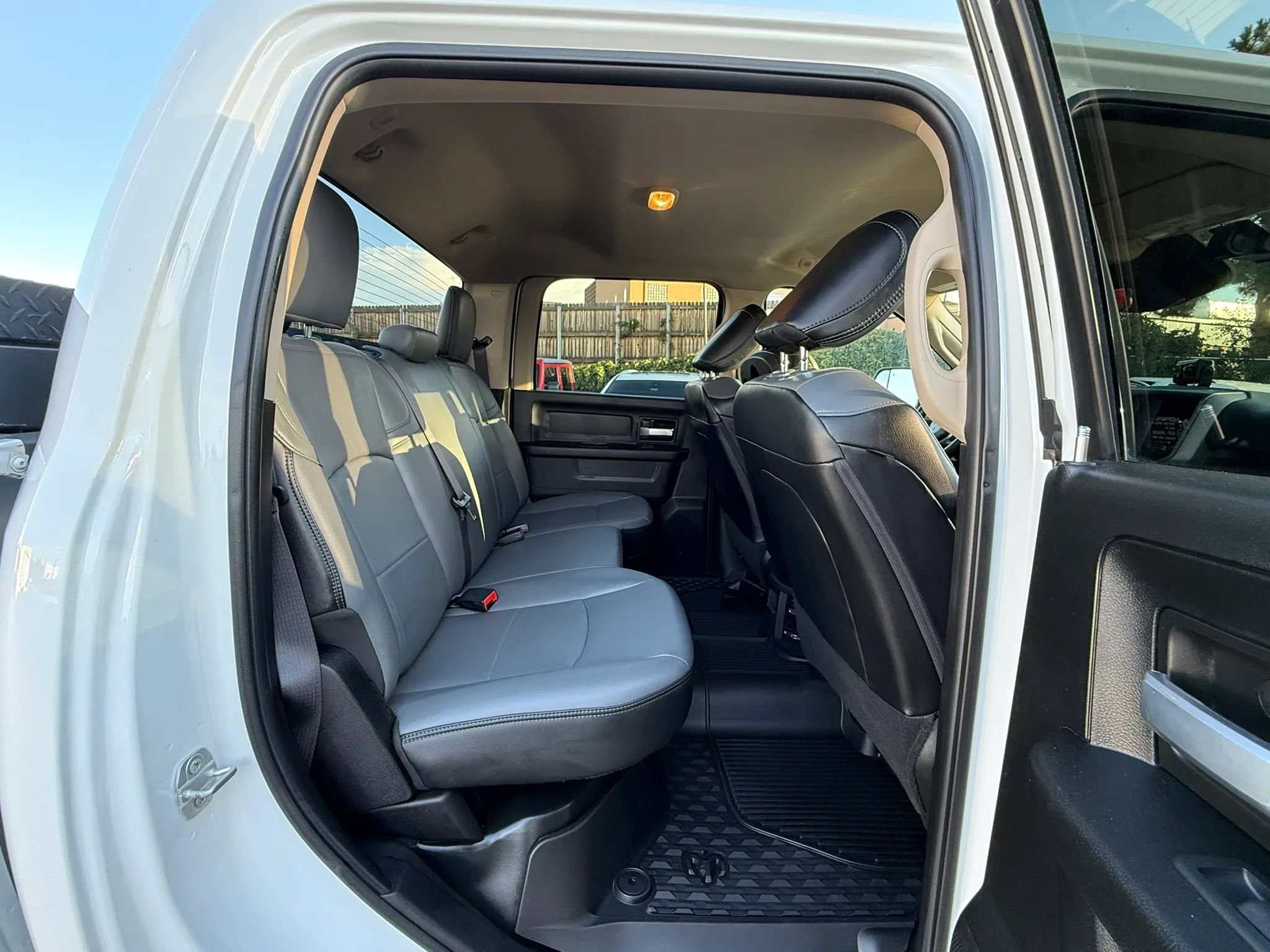 Used 2019 RAM 2500 Tradesman w/ Safety Group AWD/4WD image 18