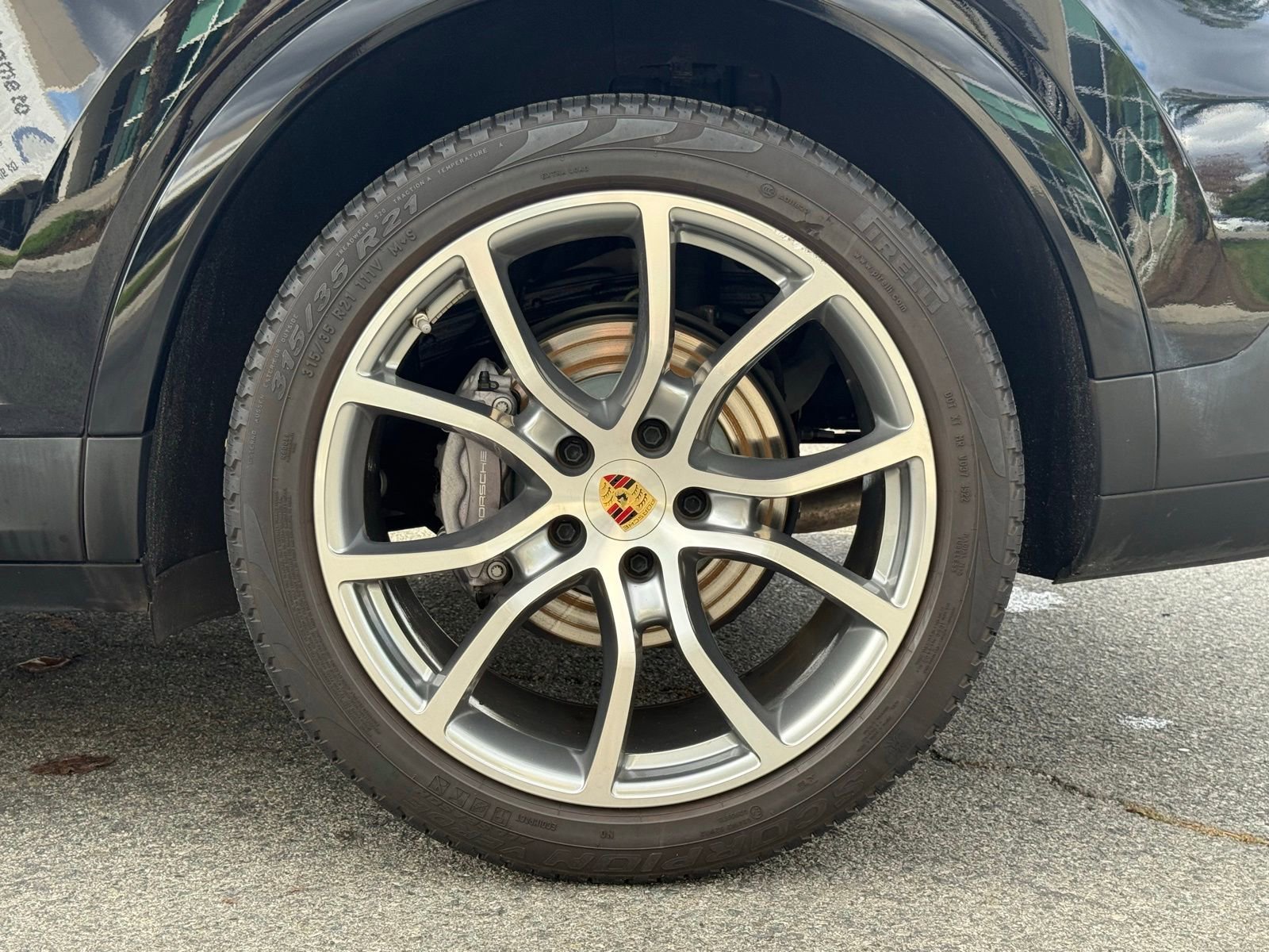 Used 2023 Porsche Cayenne image 18