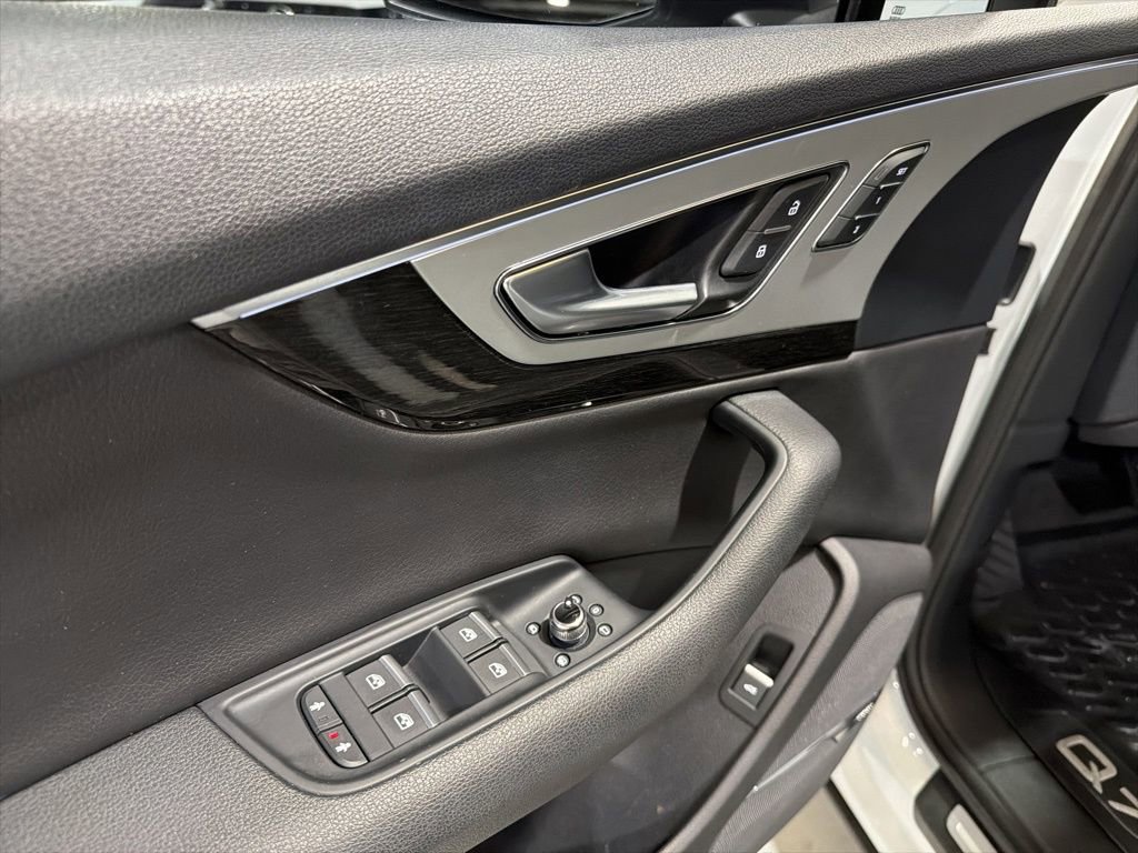 Used 2019 Audi Q7 2.0T Premium Plus w/ Premium Plus Package image 29