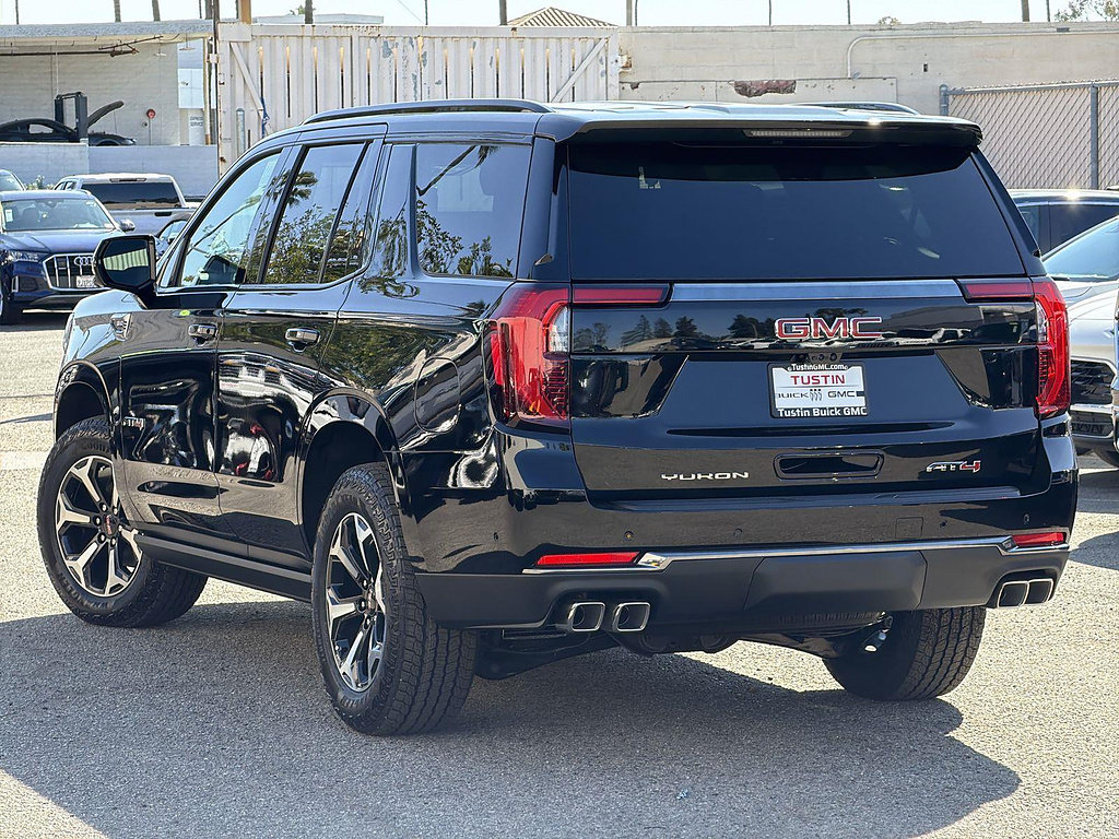 New 2026 GMC Yukon AT4 w/ AT4 Premium Plus Package AWD/4WD image 6