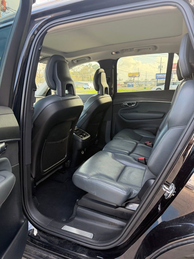 Used 2020 Volvo XC90 T6 Momentum image 10
