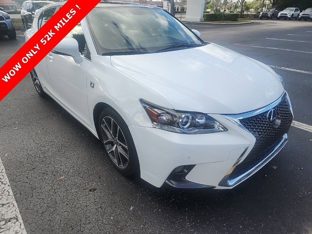 Used 2016 Lexus CT 200h image 1