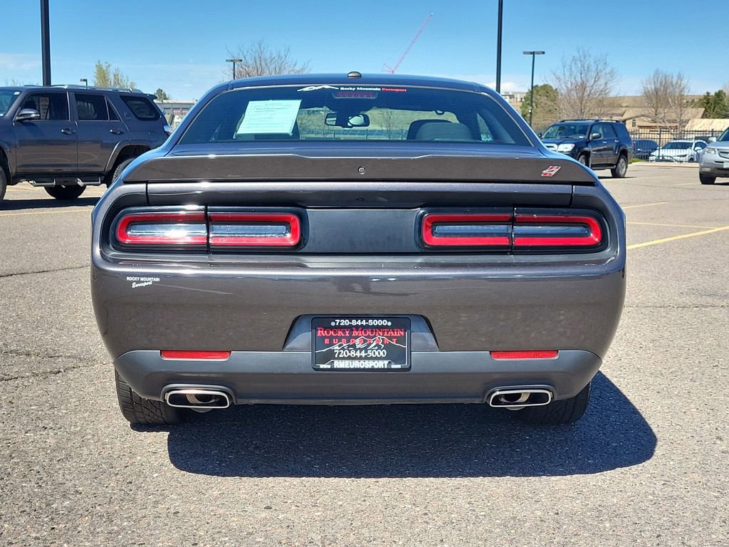 Used 2021 Dodge Challenger SXT AWD/4WD image 4