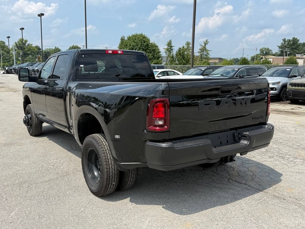 New 2026 RAM 3500 Tradesman AWD/4WD image 9