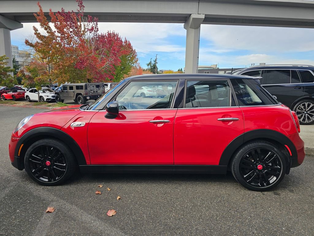 Used 2019 MINI Cooper S w/ Signature Upholstery Package FWD image 5