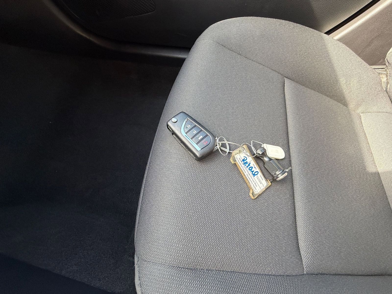 Used 2025 Toyota Corolla LE image 22