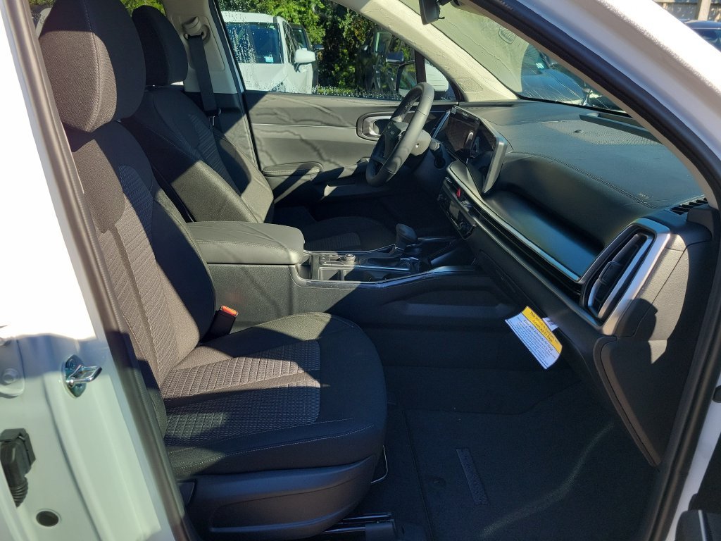 New 2026 Kia Sorento LX FWD image 5