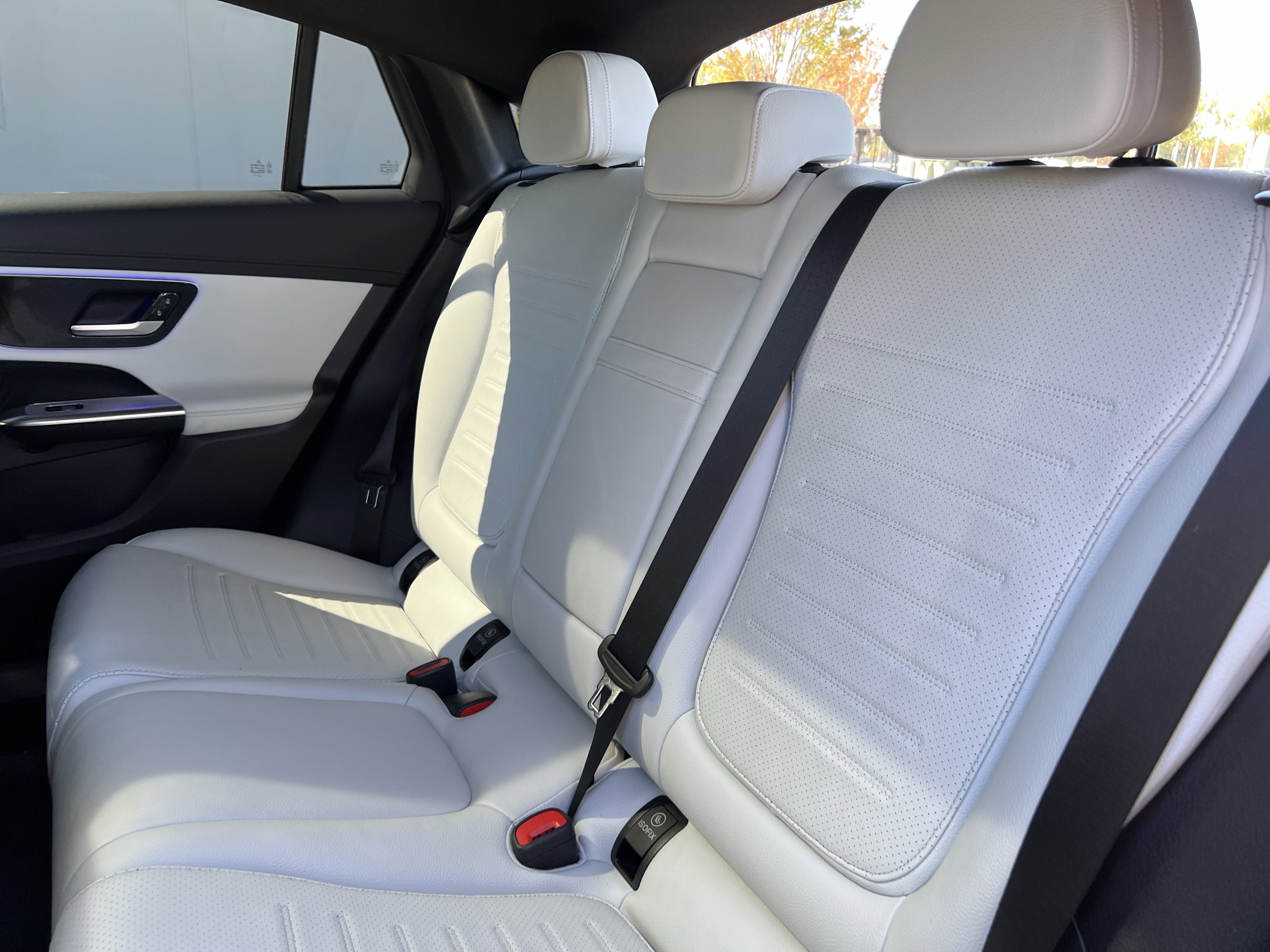 Certified 2024 Mercedes-Benz GLC 300 4MATIC w/ AMG Line image 32