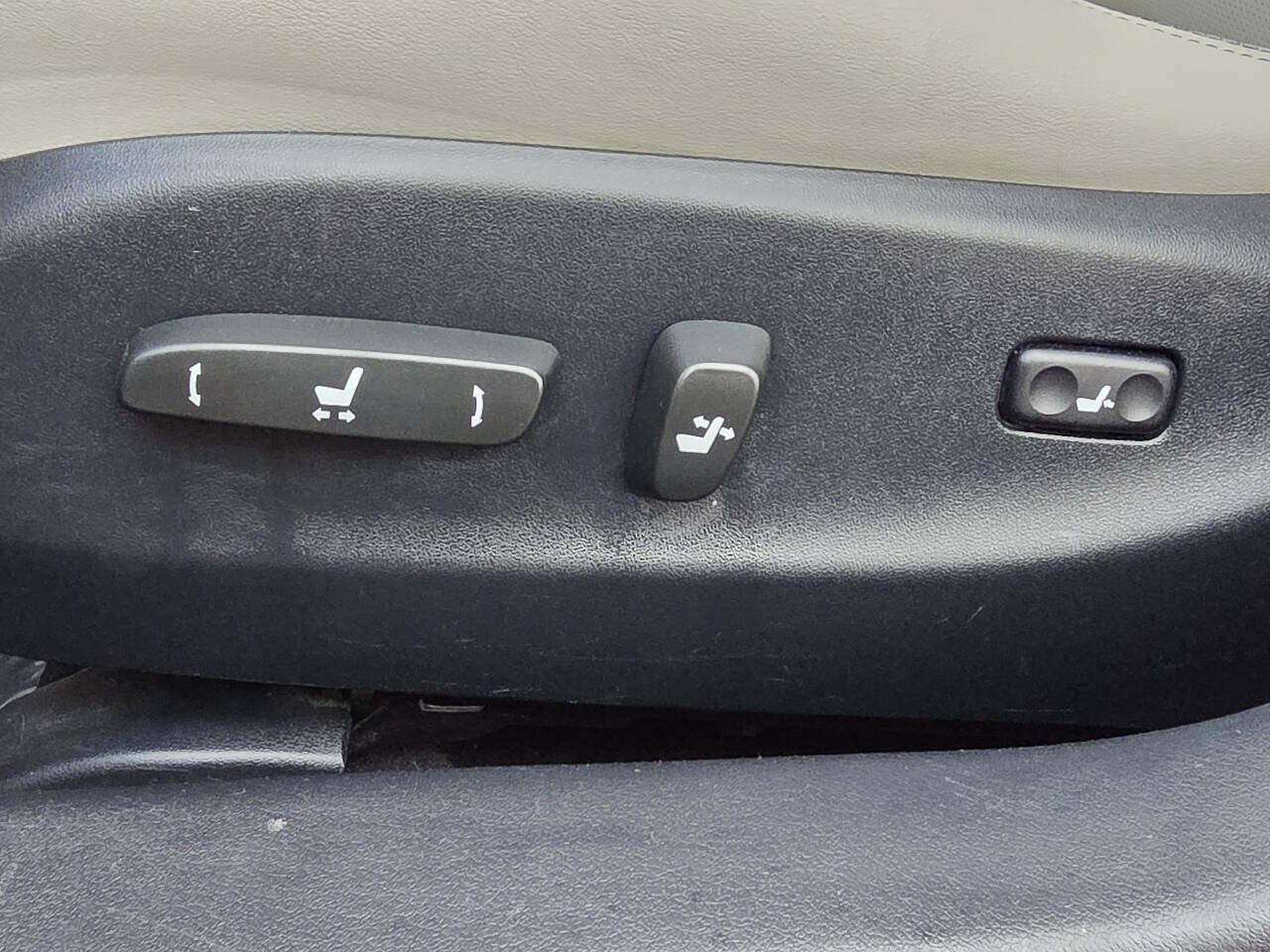 Used 2010 Lexus IS 250 AWD w/ Preferred Accessory Package image 20