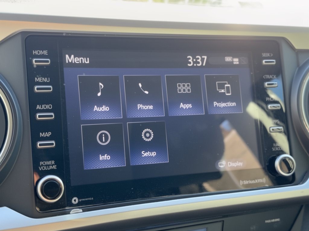 Used 2022 Toyota Tacoma SR5 w/ Technology Package RWD image 23