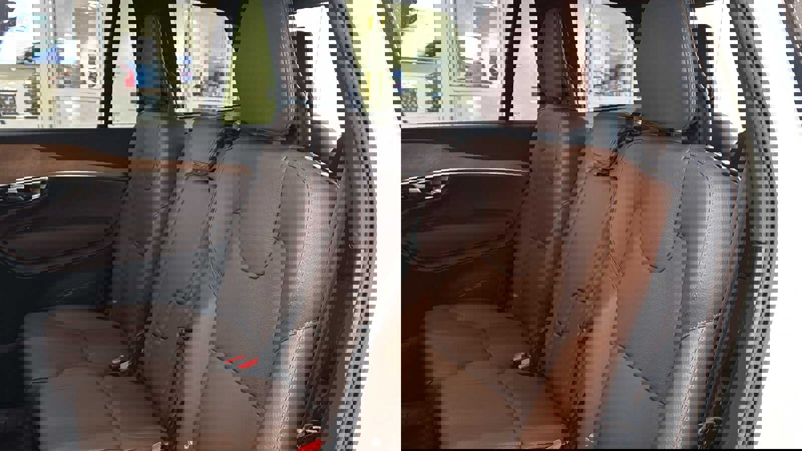 Used 2024 Volvo XC90 B6 Plus w/ Protection Package Premier image 26