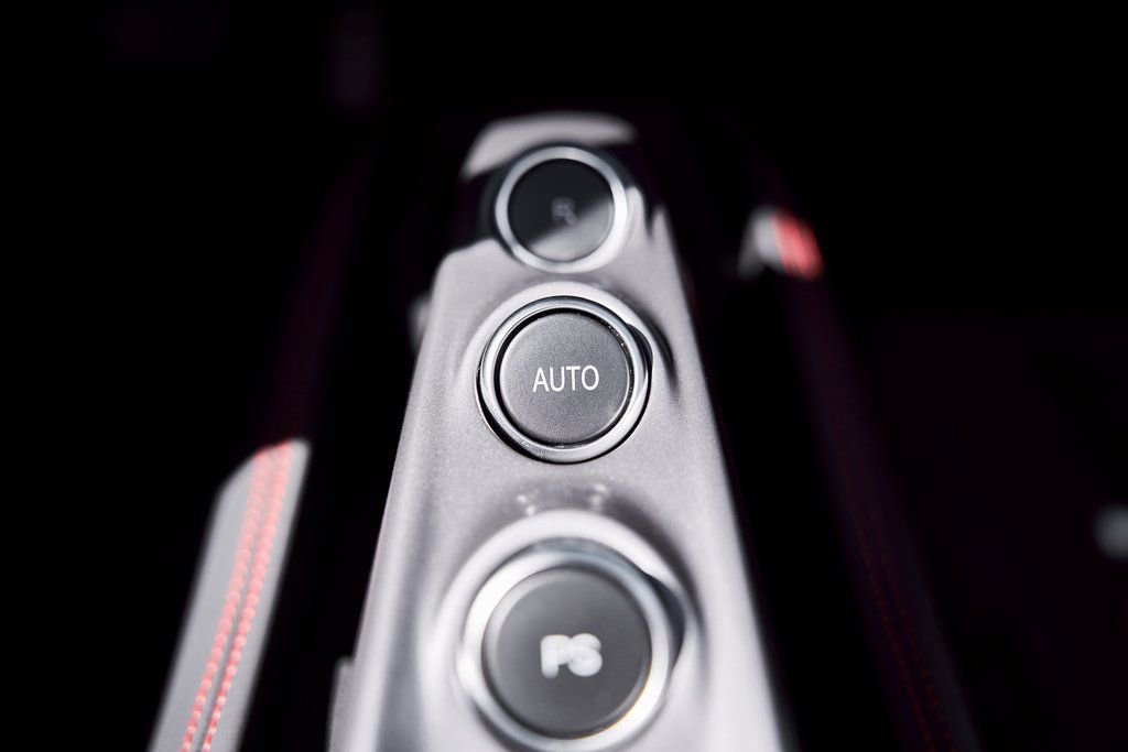 Used 2022 Ferrari F8 Tributo image 75