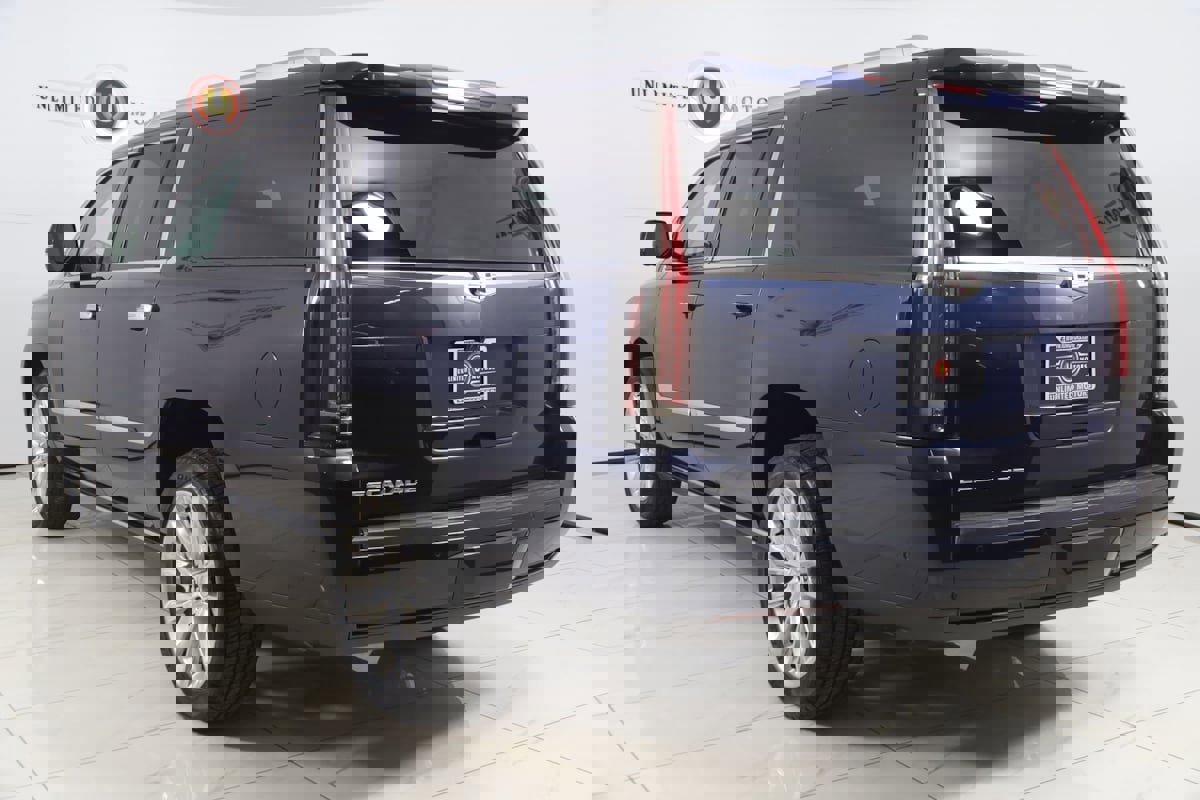 Used 2019 Cadillac Escalade ESV Premium Luxury AWD/4WD image 4