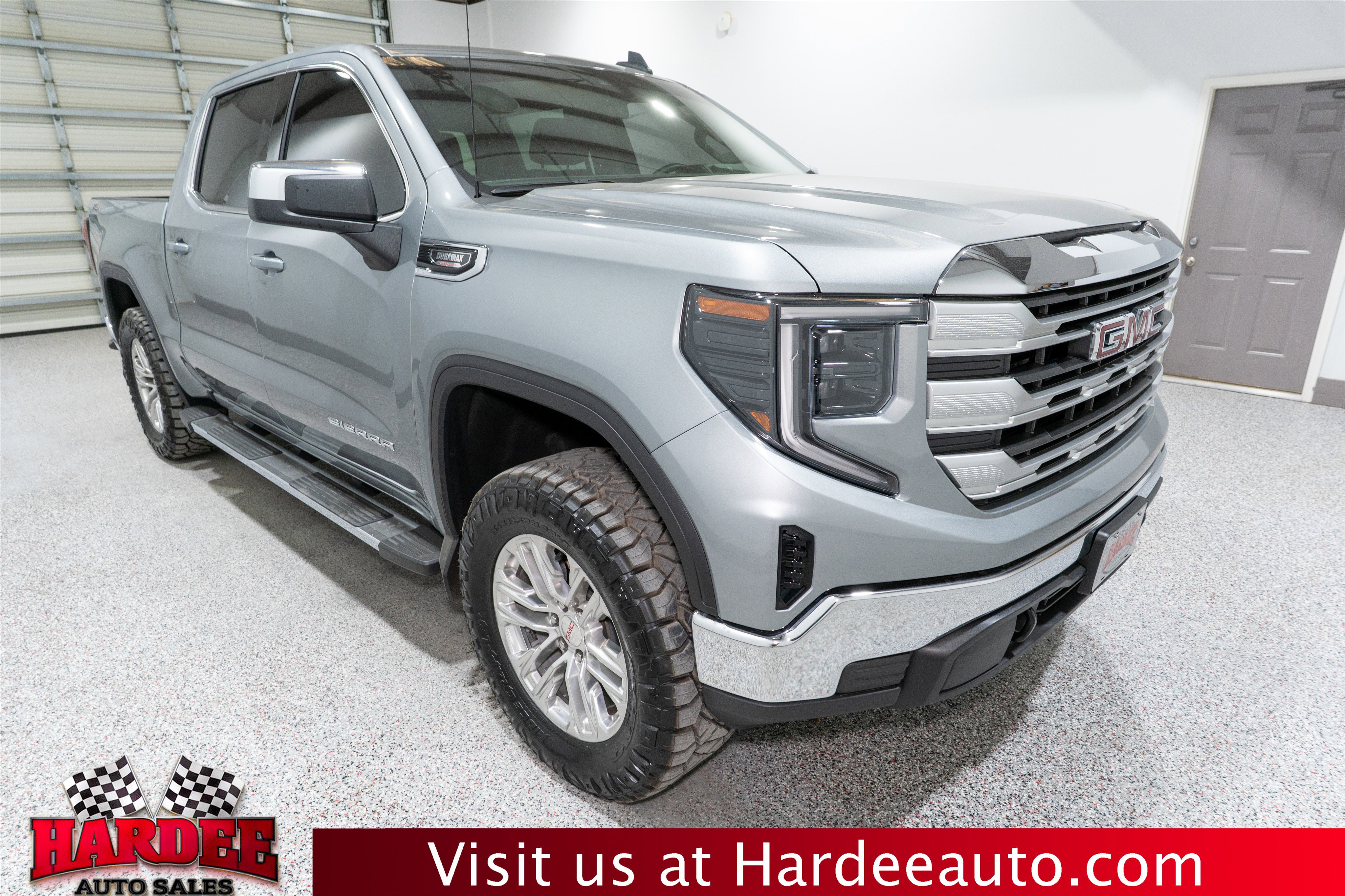 Used 2024 GMC Sierra 1500 SLE w/ Preferred Package image 6